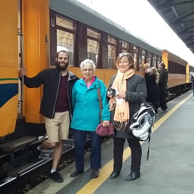 Die Lenggenhagers vor der Taieri Rail 